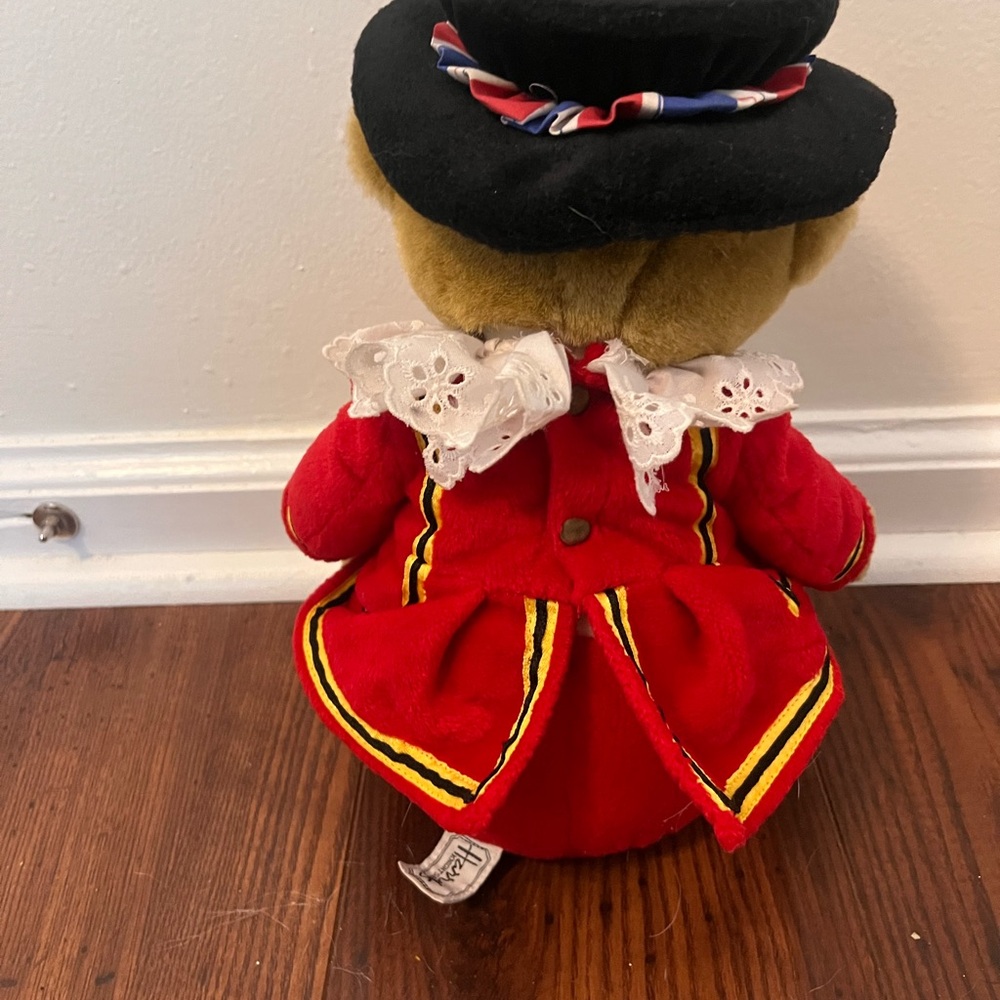 Vintage Harrods Plush Bear in Vibrant Red - Picture 5 of 5